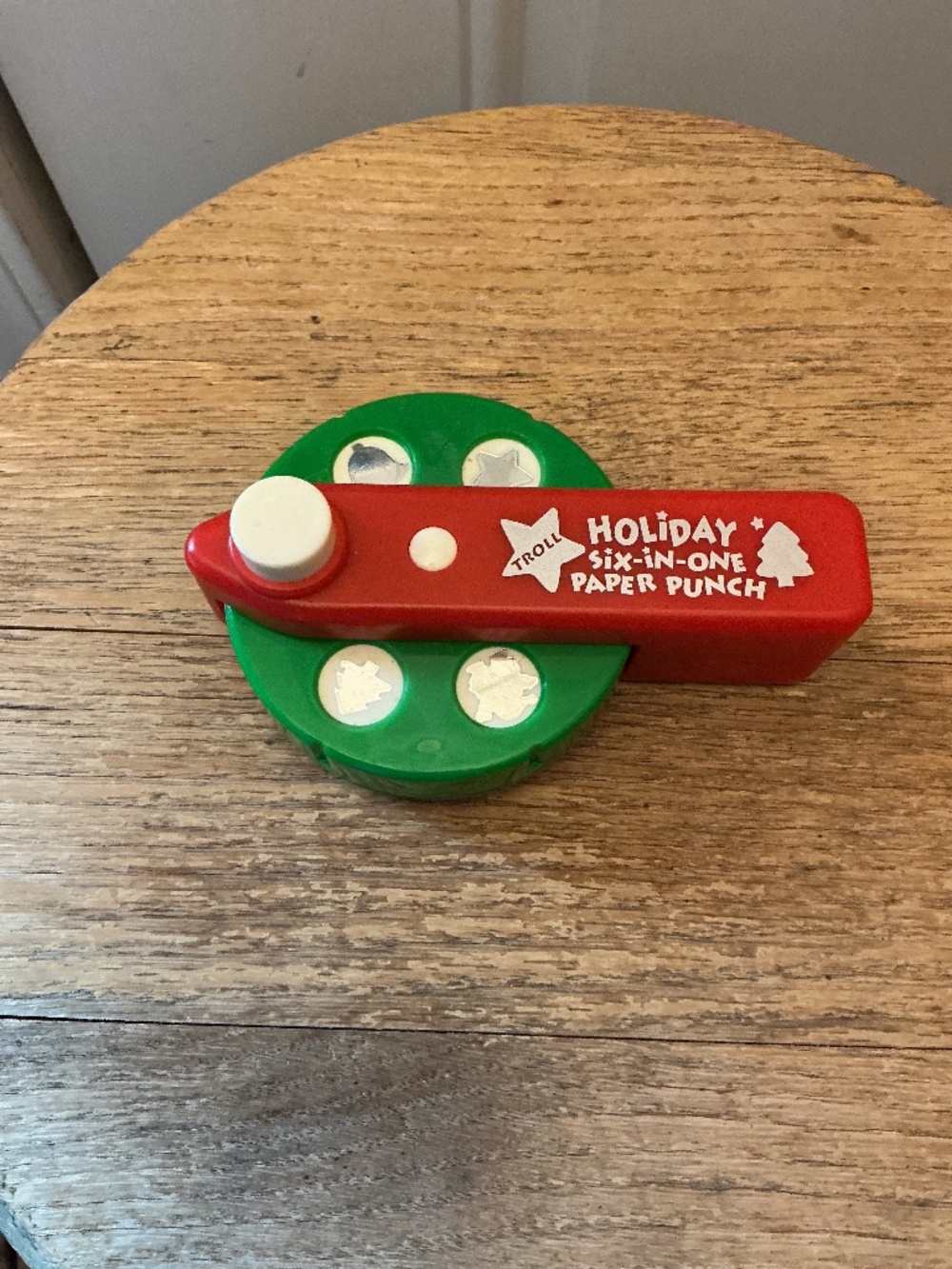 Troll Holiday Christmas paper punch 6 in 1